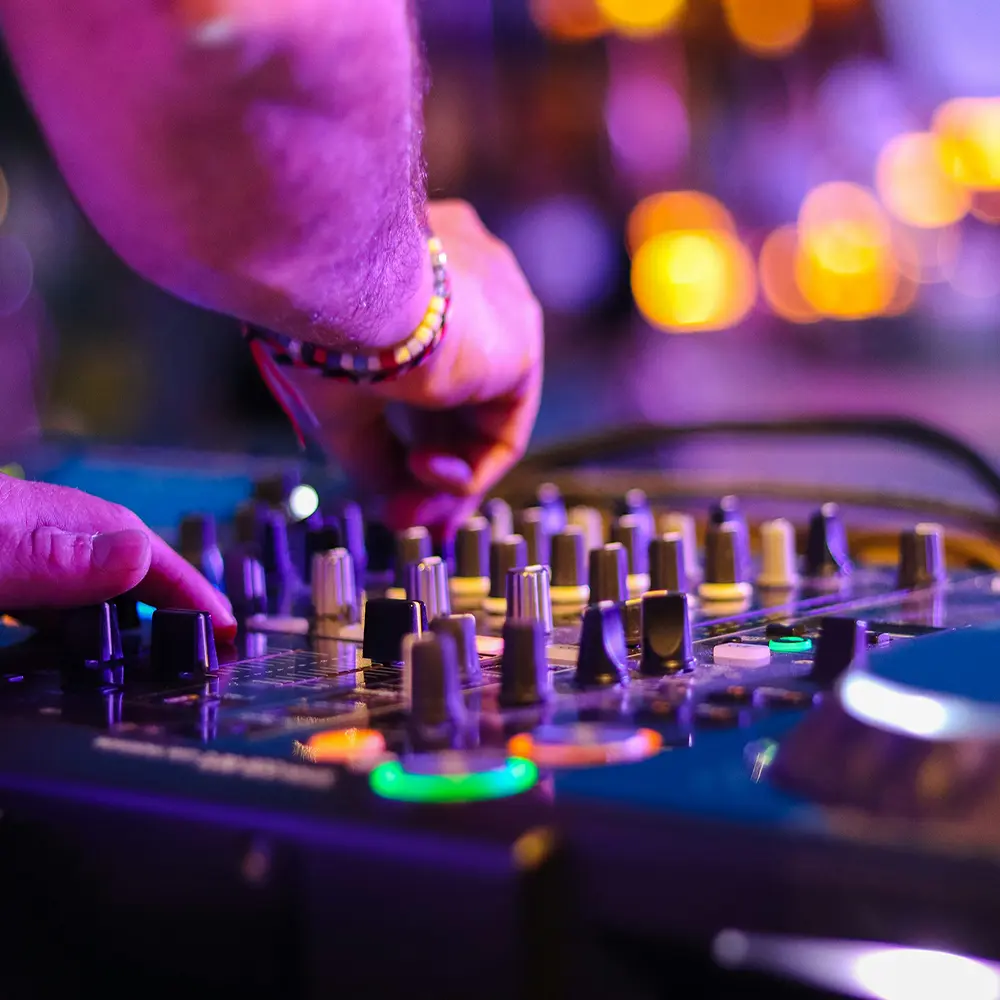 Fridays DJ Set